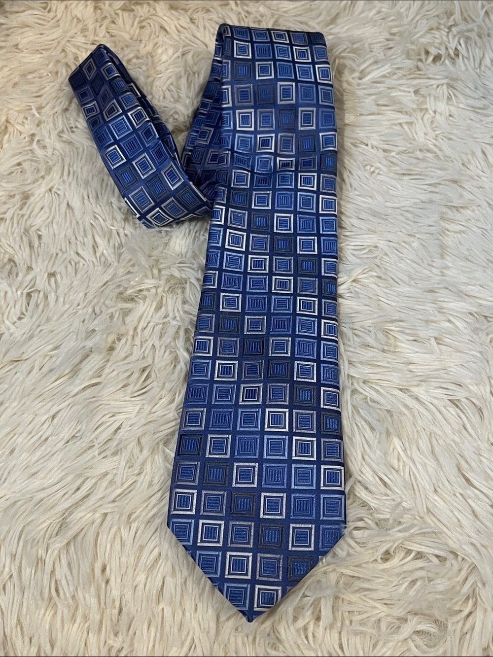 Michael Michael Kors blue silk tie.